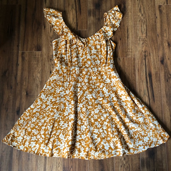 Old Navy Fit and Flare Dress with Ruffle Straps - Picture 1 of 8